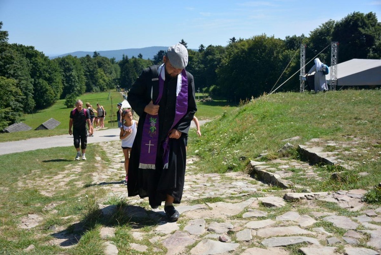 Lubelscy pielgrzymi na Świętym Krzyżu