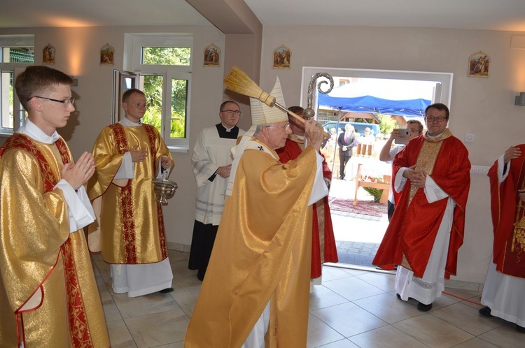 Poświęcenie domu rekolekcyjnego w Suchem