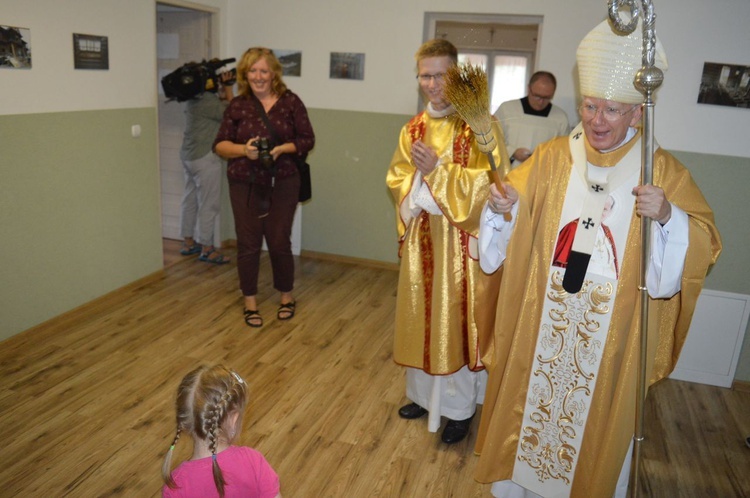 Poświęcenie domu rekolekcyjnego w Suchem