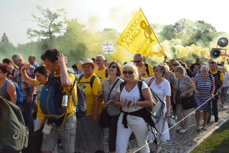 Zakończenie XV Pieszej Pielgrzymki Diecezji Świdnickiej na Jasną Górę