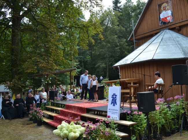 Uroczystości patriotyczne w Borowinie