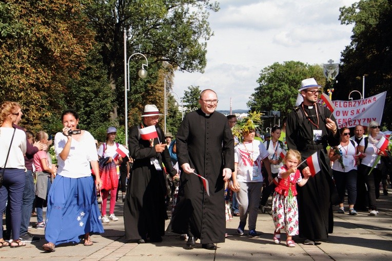 38. PPK na Jasnej Górze - powitanie przez abp. Marka Jędraszewskiego
