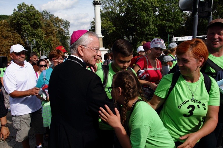38. PPK na Jasnej Górze - powitanie przez abp. Marka Jędraszewskiego