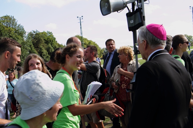 38. PPK na Jasnej Górze - powitanie przez abp. Marka Jędraszewskiego