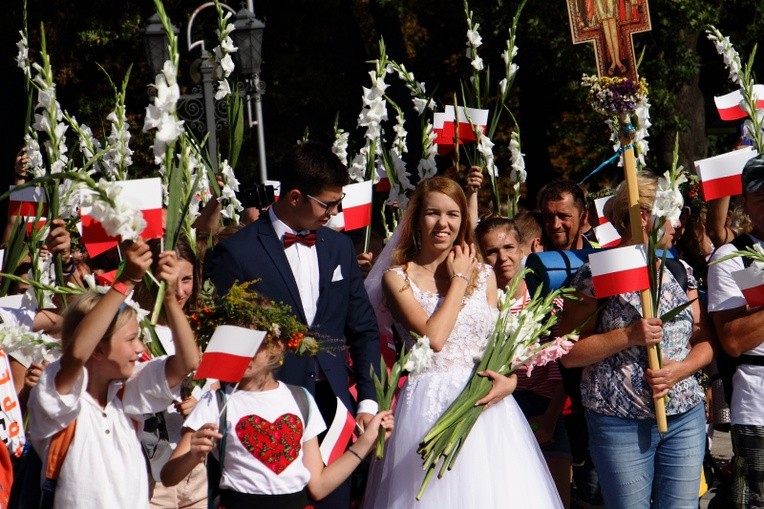 38. PPK na Jasnej Górze - powitanie przez abp. Marka Jędraszewskiego