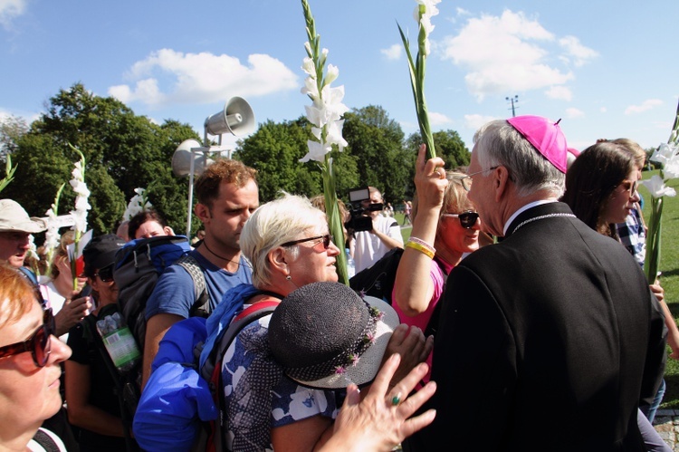 38. PPK na Jasnej Górze - powitanie przez abp. Marka Jędraszewskiego