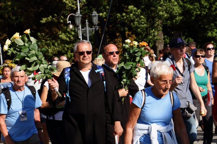 38. PPK na Jasnej Górze - powitanie przez abp. Marka Jędraszewskiego