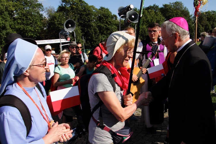 38. PPK na Jasnej Górze - powitanie przez abp. Marka Jędraszewskiego