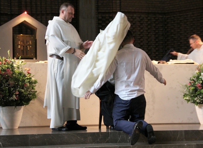 Obłóczyny na Służewie