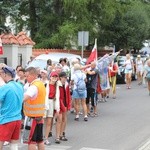 Pielgrzymi hałcnowscy na postoju w Sławkowie - 2018