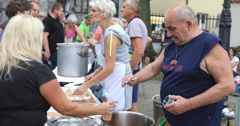 Hałcnowscy pielgrzymi gościli w Sławkowie