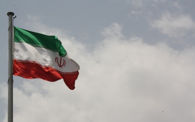 Iran miał wystrzelić pocisk bliskiego zasięgu jako ostrzeżenie