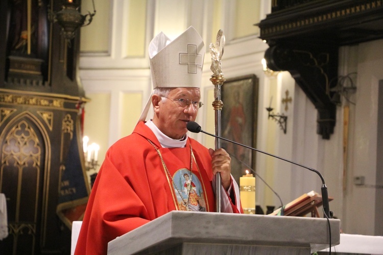 Ordynariusz łowicki bp Andrzej F. Dziuba