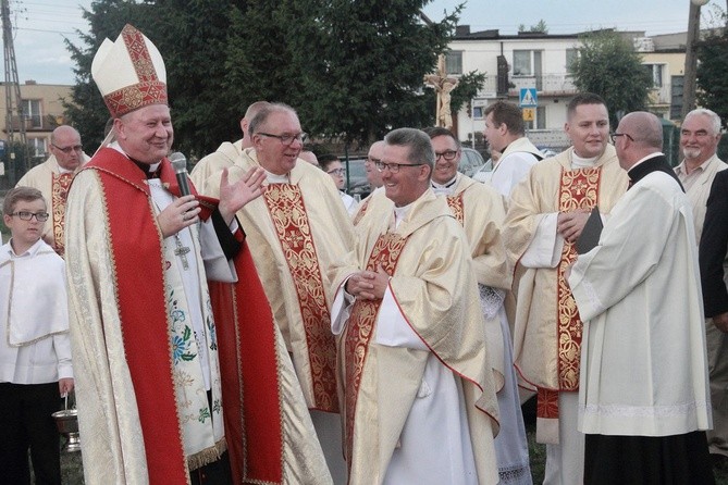 Poświęcenie placu budowy kościoła w Redzie-Ciechocinie