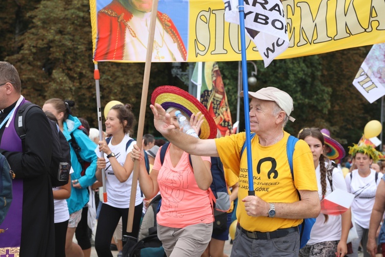 Powitanie 27. Pielgrzymki Diecezji Bielsko-Żywieckiej - grupy hałcnowskie na Jasnej Górze - 2018