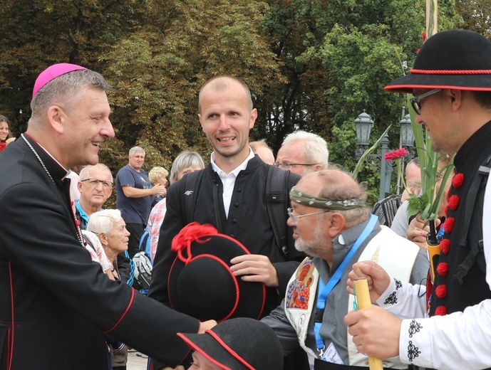 Powitanie 27. Pielgrzymki Diecezji Bielsko-Żywieckiej - grupy hałcnowskie na Jasnej Górze - 2018