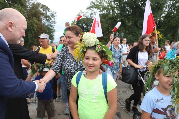 Powitanie 27. Pielgrzymki Diecezji Bielsko-Żywieckiej - grupy hałcnowskie na Jasnej Górze - 2018