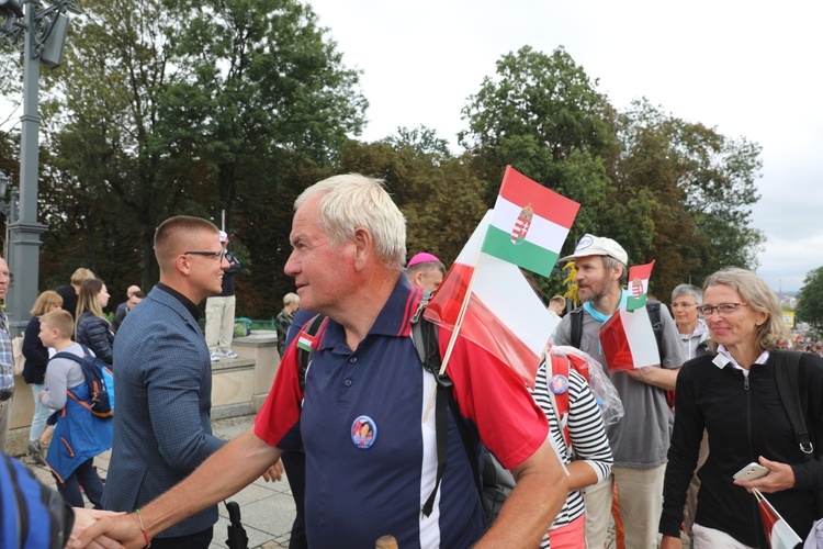 Powitanie 27. Pielgrzymki Diecezji Bielsko-Żywieckiej - grupy hałcnowskie na Jasnej Górze - 2018