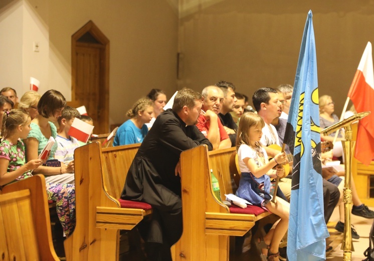 Wieczór pieśni patriotycznej czechowickiej pielgrzymki - Świerklaniec 2018