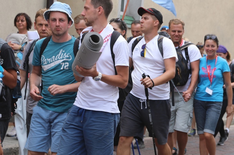 27. Pielgrzymka Cieszyńska na trasie - w Woźnikach - 2018