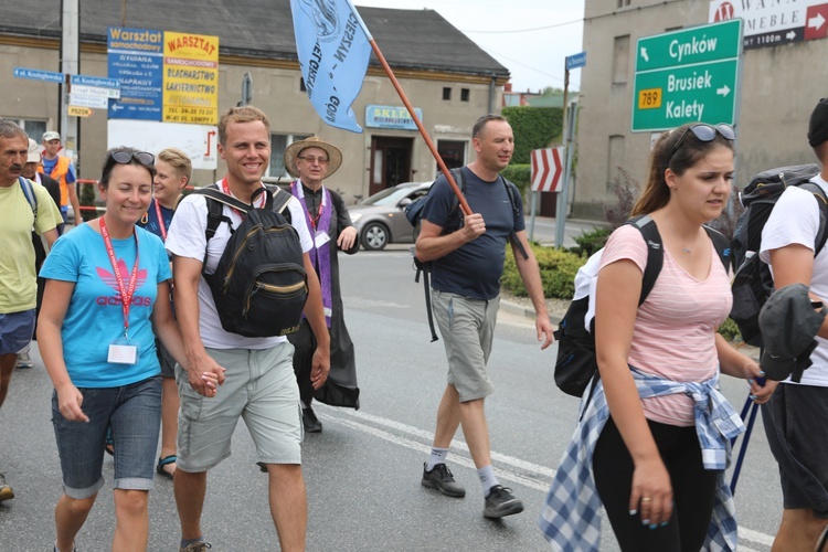 27. Pielgrzymka Cieszyńska na trasie - w Woźnikach - 2018