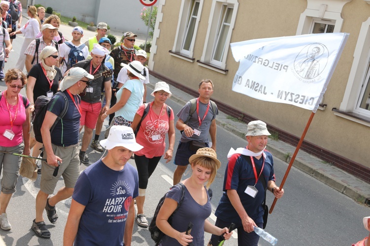 27. Pielgrzymka Cieszyńska na trasie - w Woźnikach - 2018