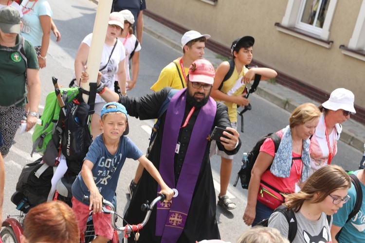 27. Pielgrzymka Cieszyńska na trasie - w Woźnikach - 2018