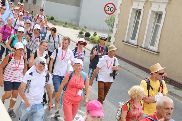 27. Pielgrzymka Cieszyńska na trasie - w Woźnikach - 2018