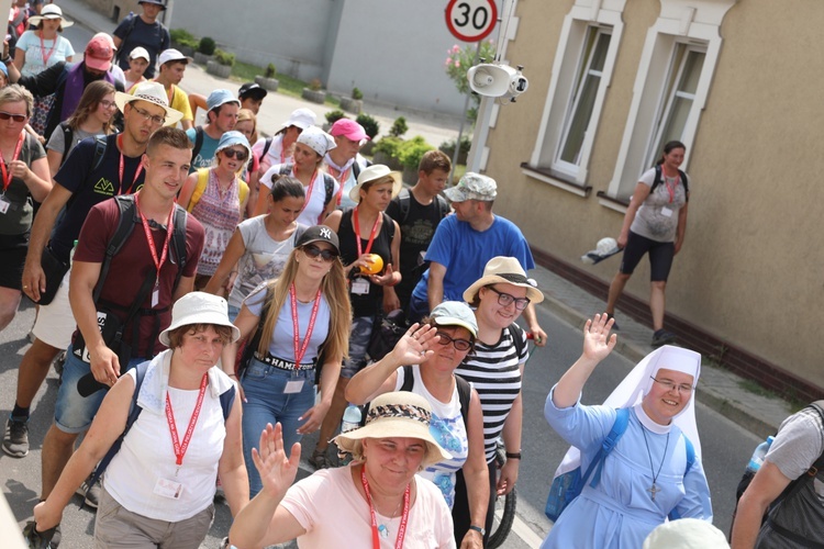 27. Pielgrzymka Cieszyńska na trasie - w Woźnikach - 2018