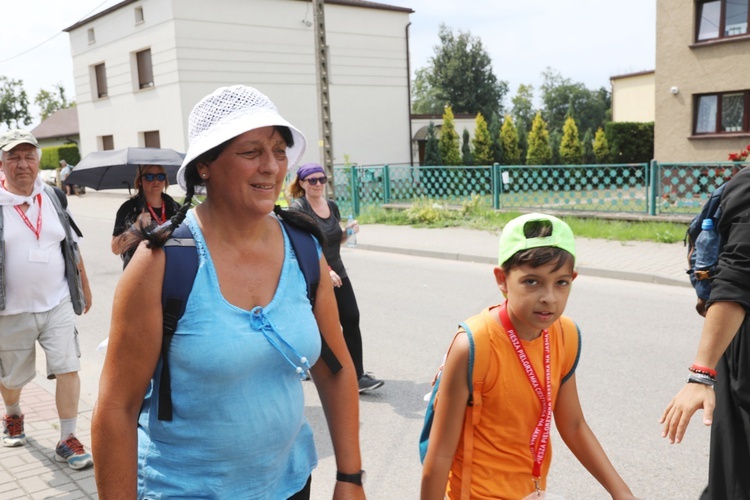 27. Pielgrzymka Cieszyńska na trasie - w Woźnikach - 2018