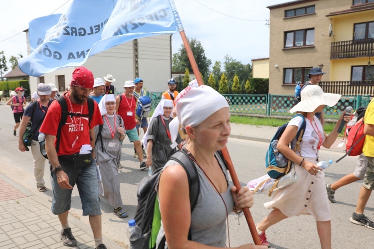 27. Pielgrzymka Cieszyńska na trasie - w Woźnikach - 2018