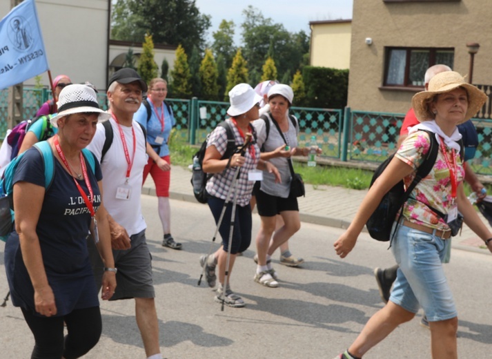 27. Pielgrzymka Cieszyńska na trasie - w Woźnikach - 2018