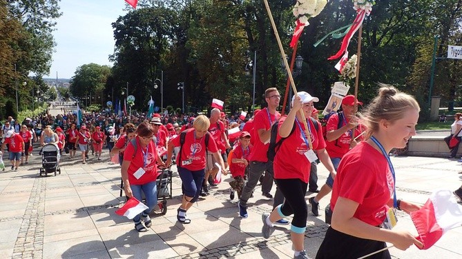 Pielgrzymi na Jasnej Górze