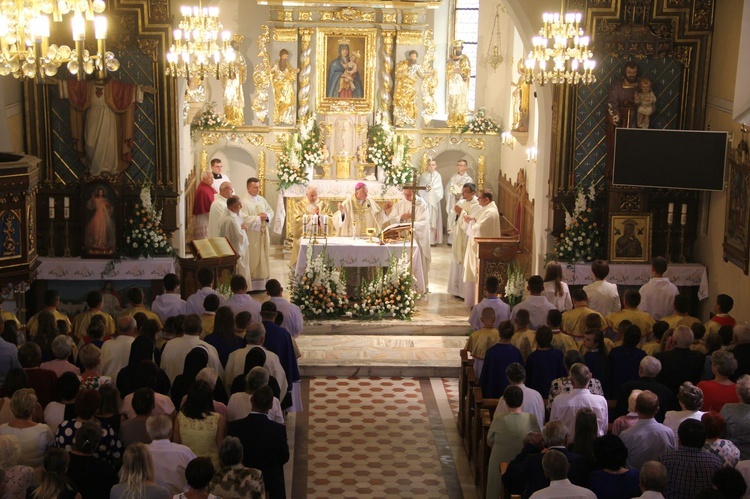 Konsekracja i poświęcenie w Wojakowej