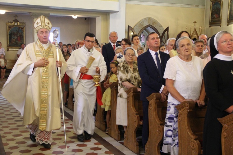 Konsekracja i poświęcenie w Wojakowej