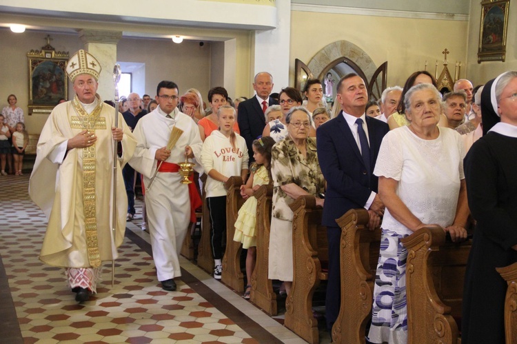 Konsekracja i poświęcenie w Wojakowej