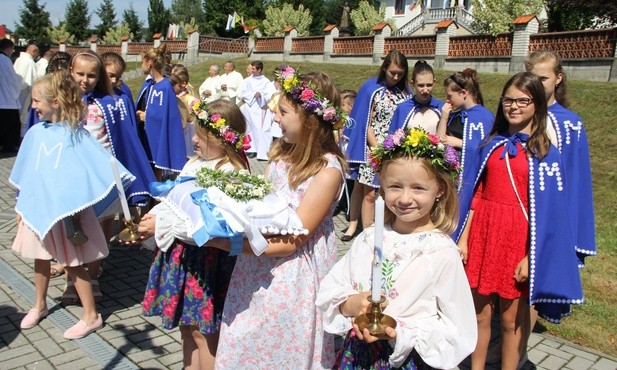 Imieninowy prezent dla Matki Bożej i pasja proboszcza