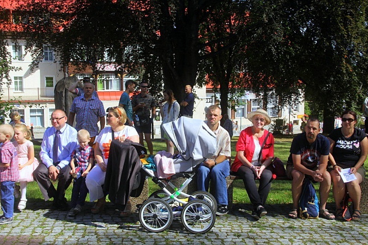 Uroczystości oddania Karpacza pod opiekę św. Wawrzyńca