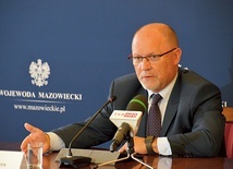 Zdzisław Sipiera na konferencji prasowej.
