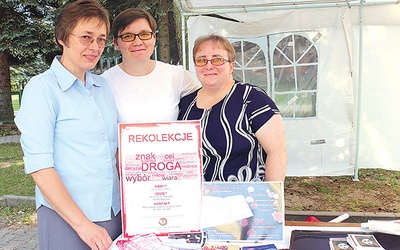 Do udziału w dniu skupienia zachęcają siostry (od lewej): Donata Majka, Joanna Wojtasiewicz i Małgorzata Ryszka.
