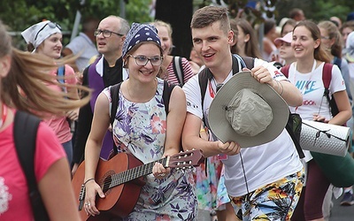 Pielgrzymi podkreślają, że bez poświęcenia nie ma nic wartościowego.