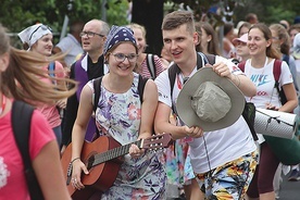 Pielgrzymi podkreślają, że bez poświęcenia nie ma nic wartościowego.