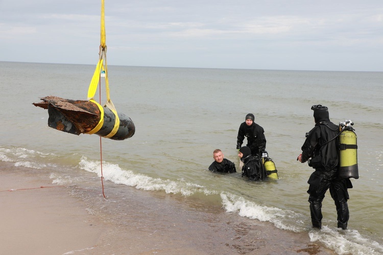 Akcja wydobywania bomb z Bałtyku