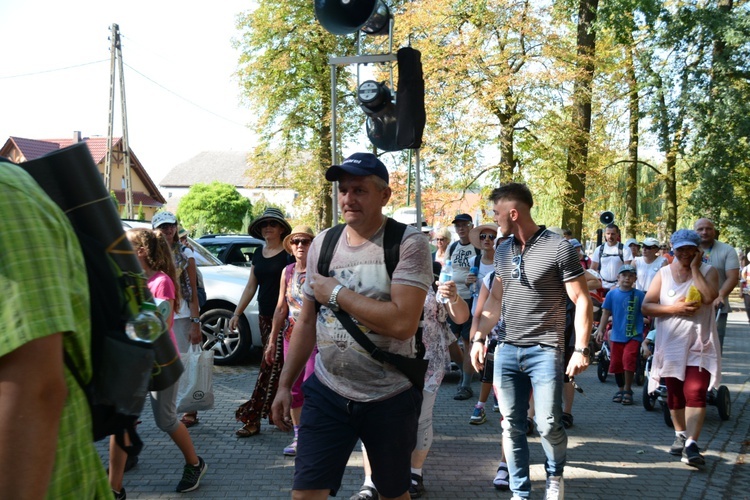 Woda lała się w Kamieniu Śląskim