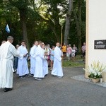 Pielgrzymkowa Eucharystia i tablica pamięci ks. Grzywocza