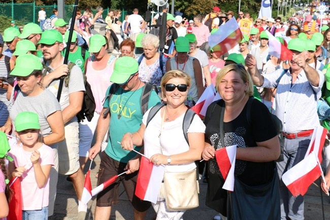 Wejście pielgrzymki radomskiej - jasnogórski szczyt i kaplica Cudownego Obrazu