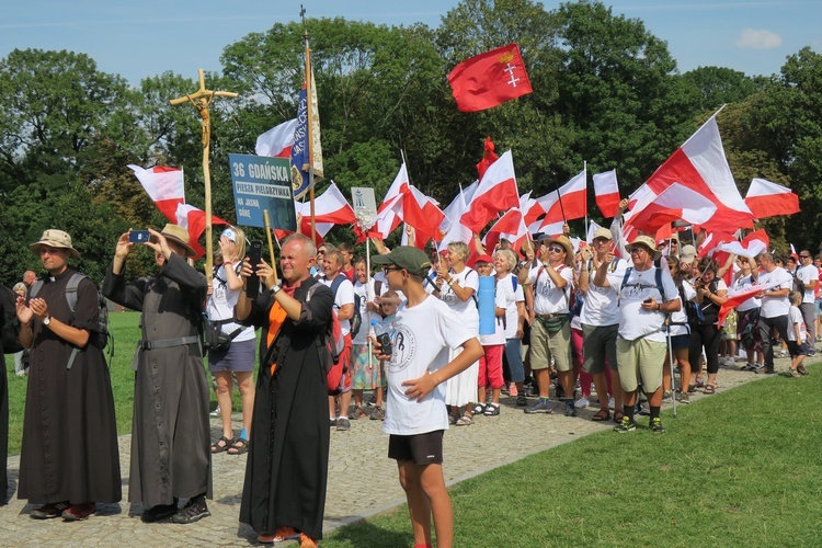 Pielgrzymi dotarli na Jasną Górę