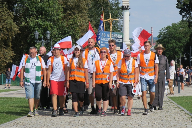 Pielgrzymi dotarli na Jasną Górę