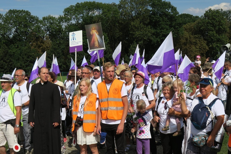 Pielgrzymi dotarli na Jasną Górę