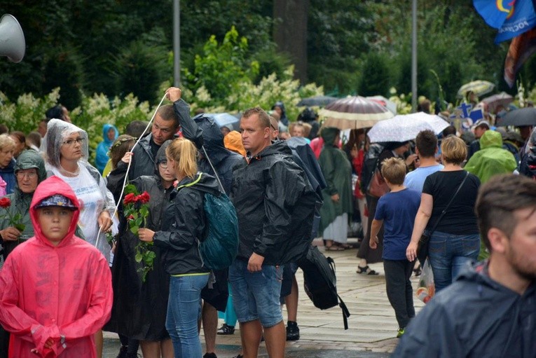Pielgrzymi dotarli do Częstochowy
